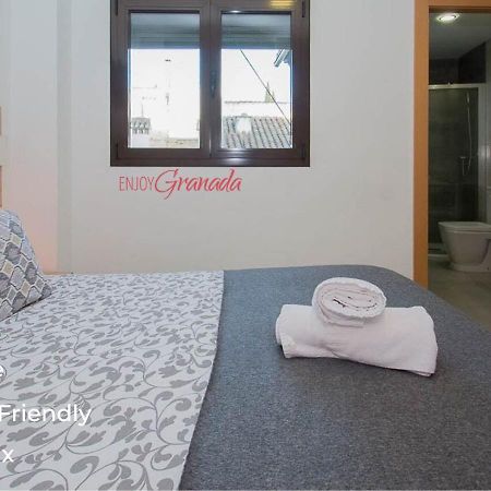 Realejo Atico Con Terraza Apartment Granada Luaran gambar